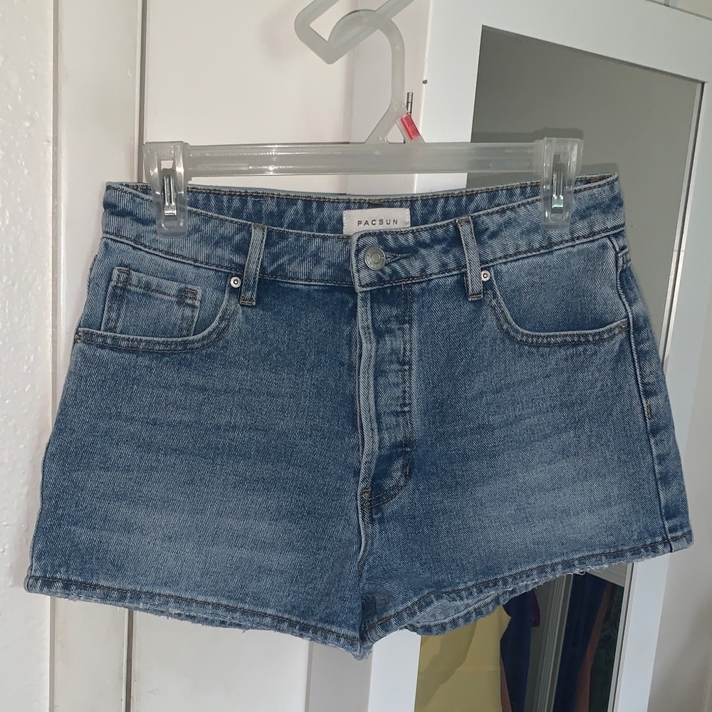 PacSun Women's Light Blue Denim Shorts